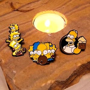 SIMPSONS ENAMEL PIN SET
